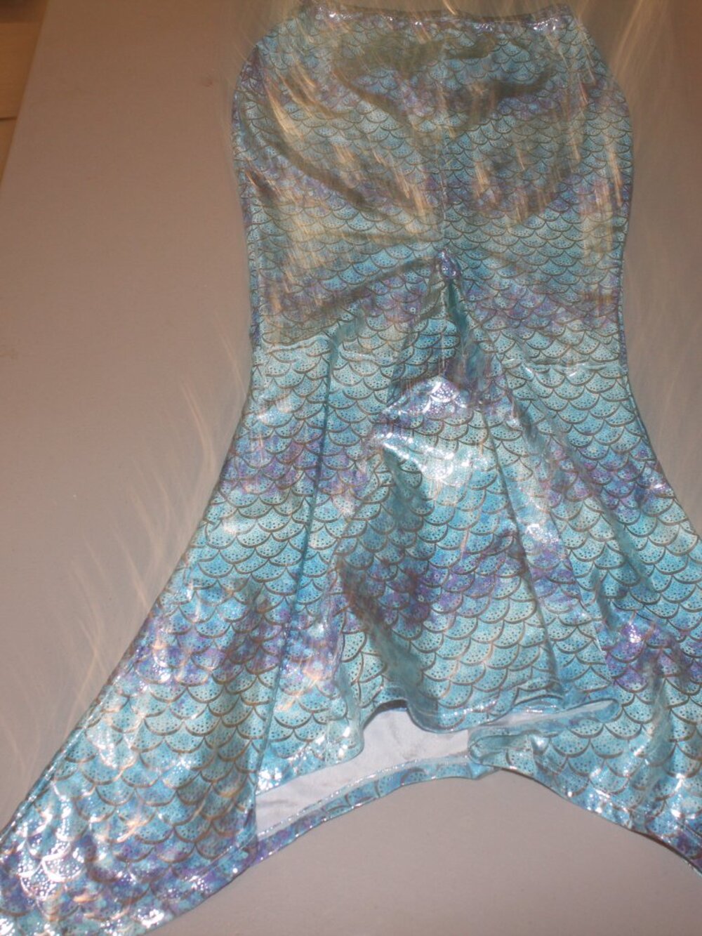 Blue Mermaide Tail Size Large - Picture 3 of 7